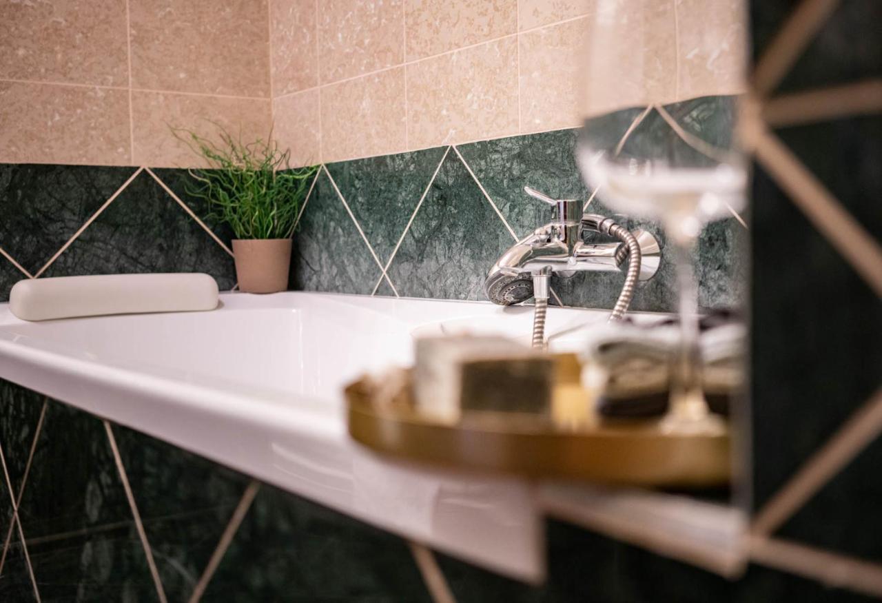 Free Parking! Soho Budapest 101, 4 Ppl, Ac, Superfast Wifi, Tv Екстер'єр фото